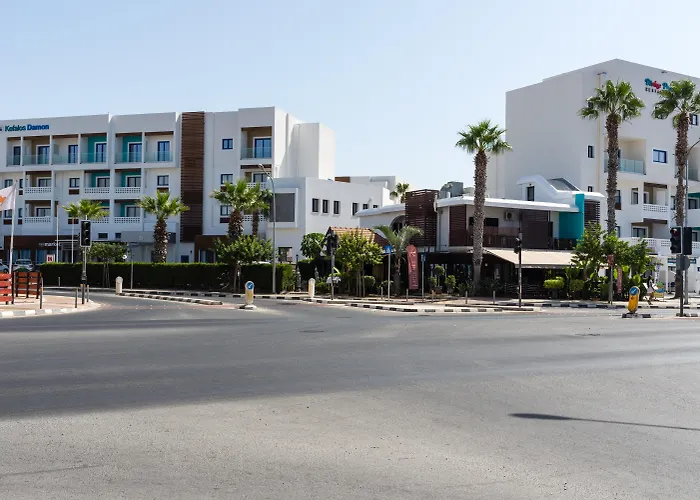 Kefalos Damon Hotel Apartments Paphos